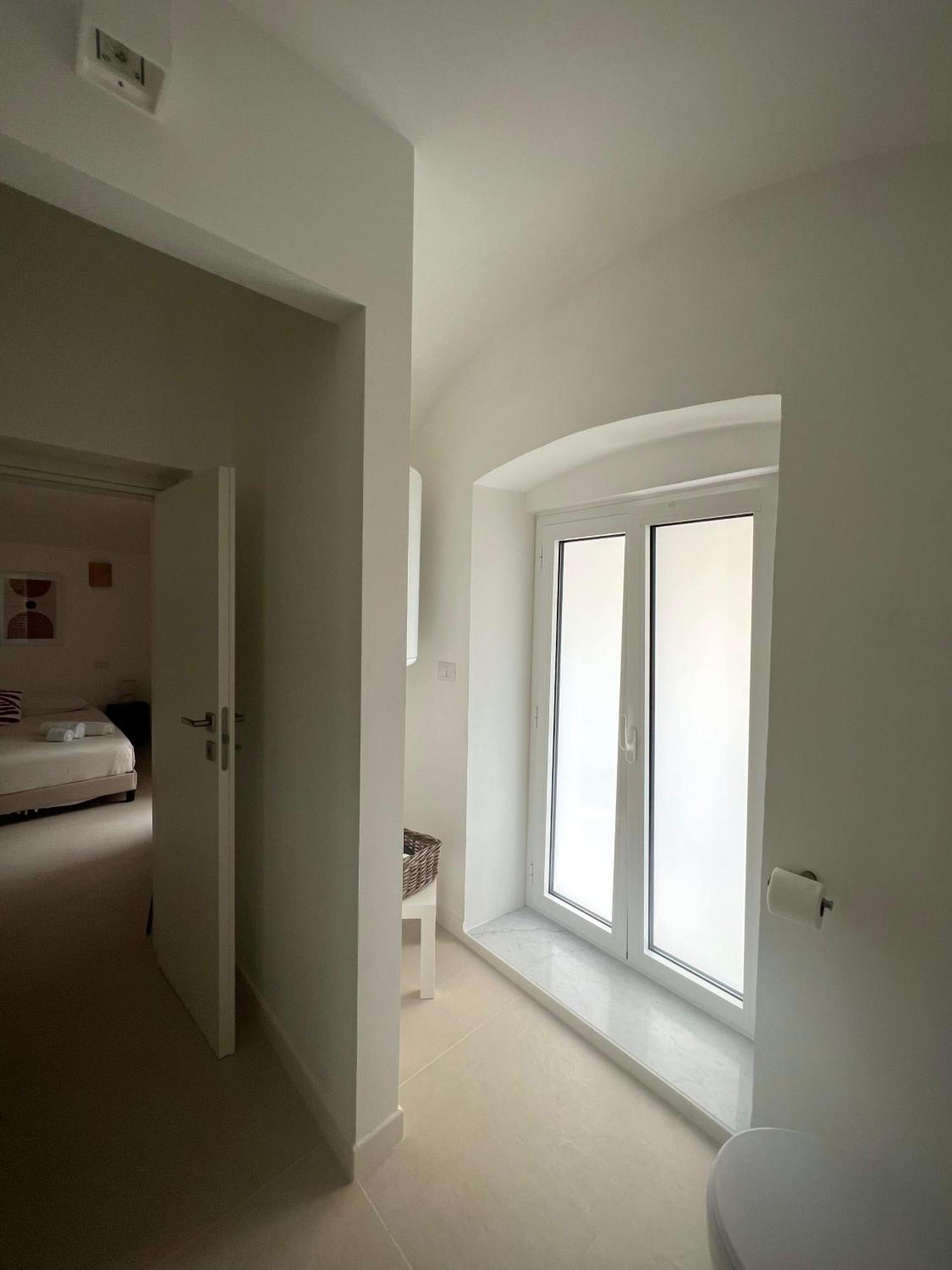 Badri Hotel Bari Eksteriør billede